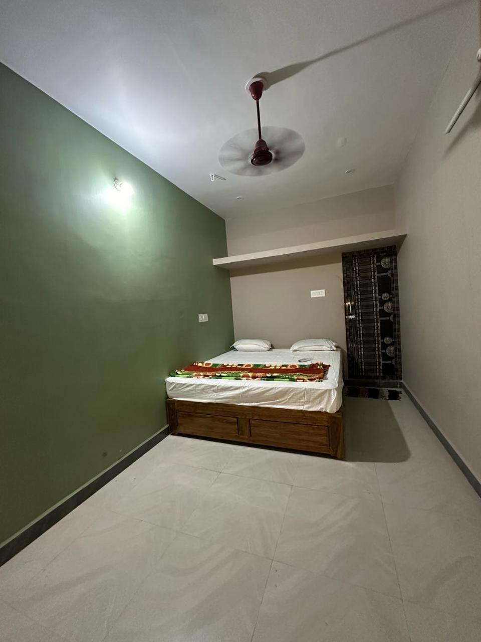 Arunachala Sashwin Guest House Tiruvannāmalai Eksteriør billede